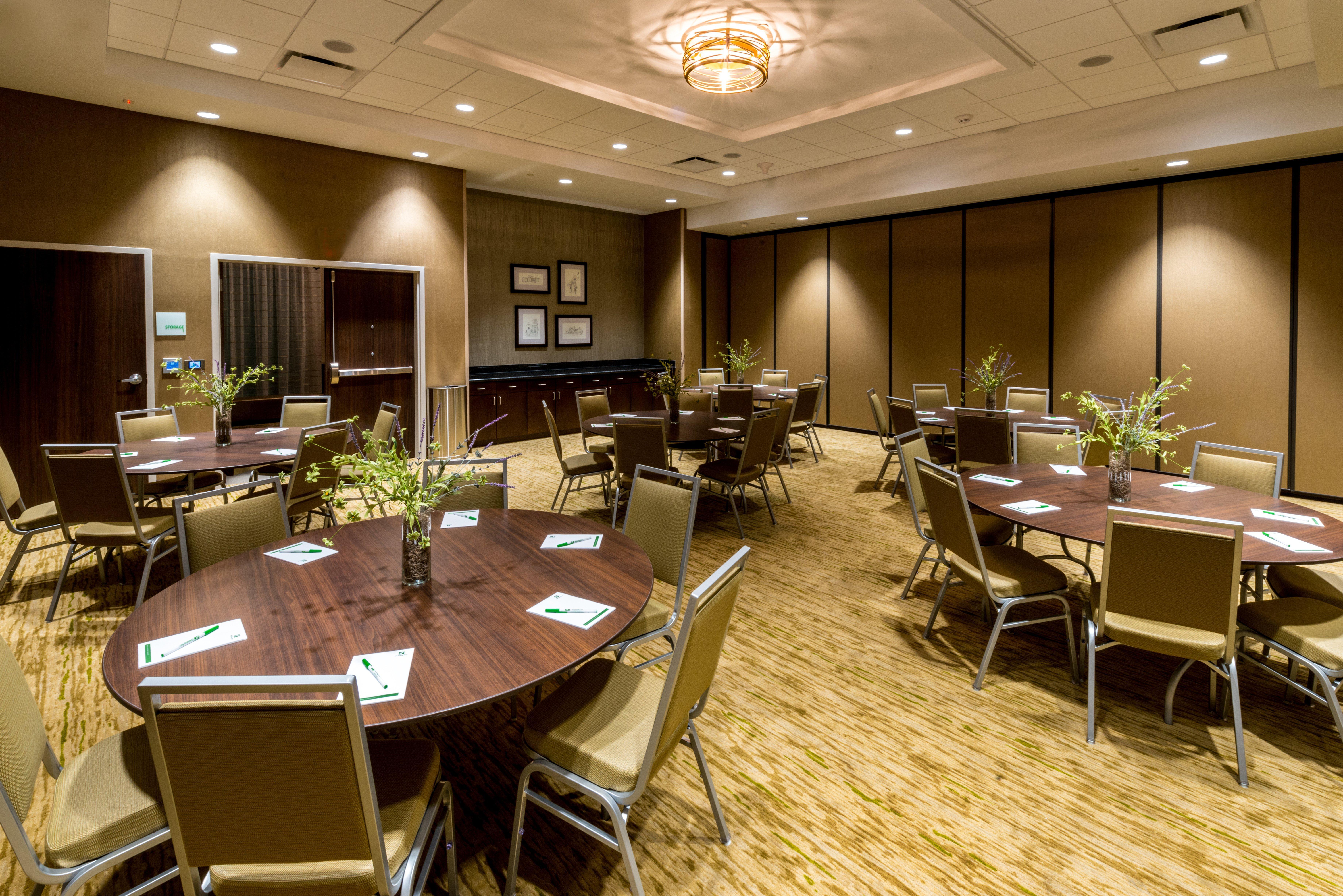 Holiday Inn Paducah Riverfront By Ihg Бизнес фото